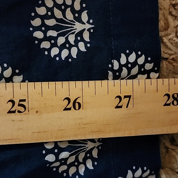 Talbots Blue & White Embroidered Lightweight Floral Blouse Size XL - Picture 8 of 8